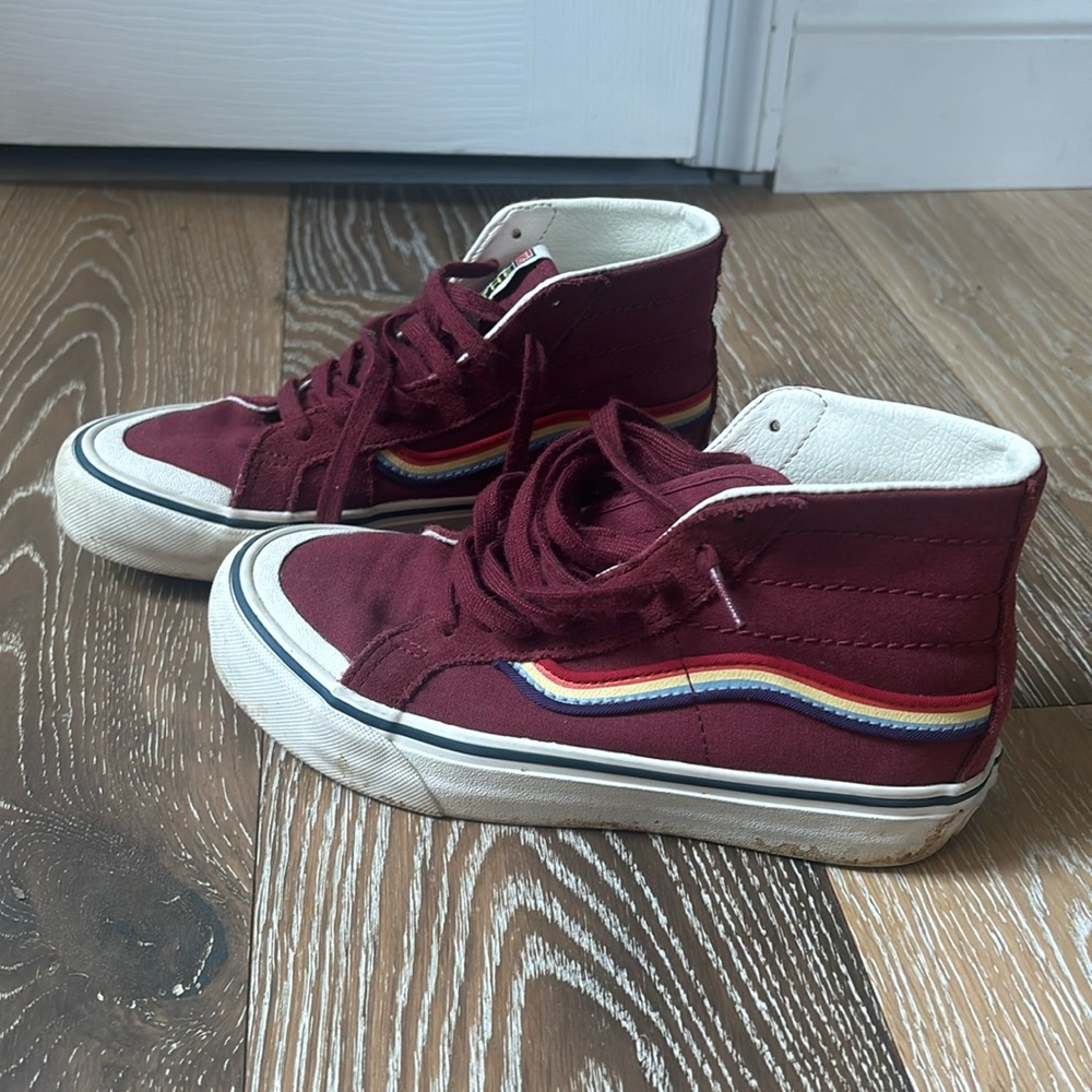 Vans Sk8-Hi 138 Decon Rad Rainbow Womens 6